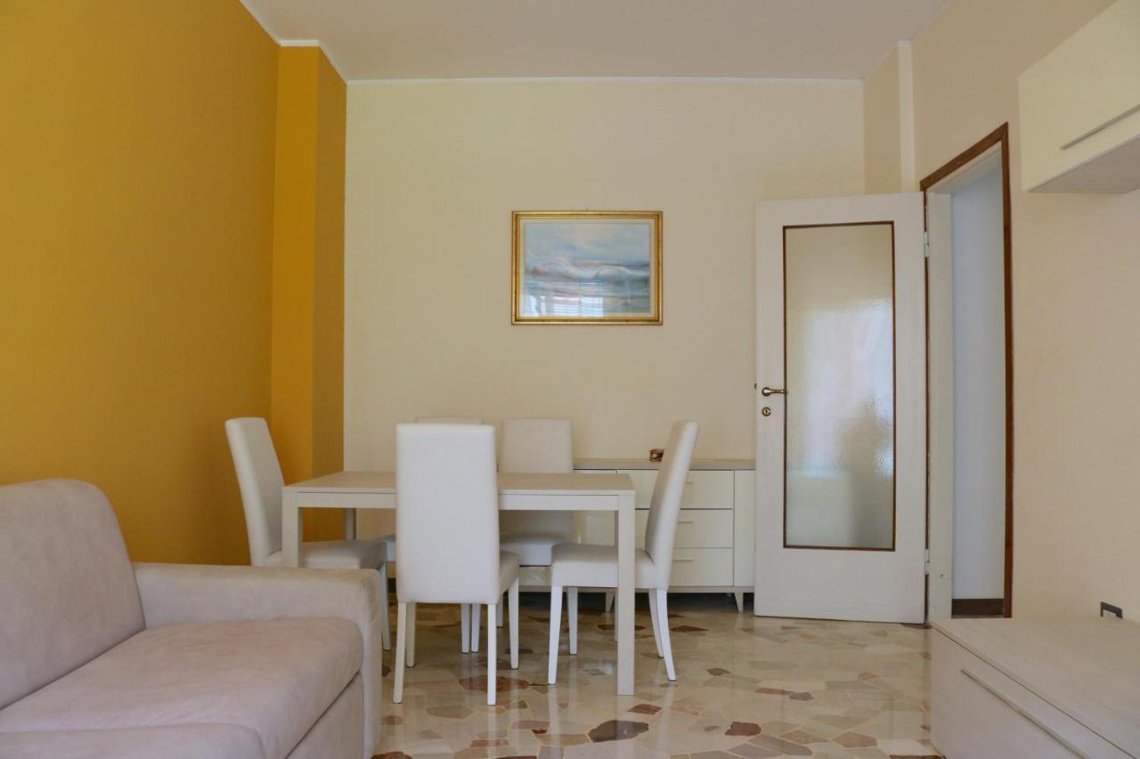 Frattini Comfy Family Home - 4 People - Milan — Photos 2